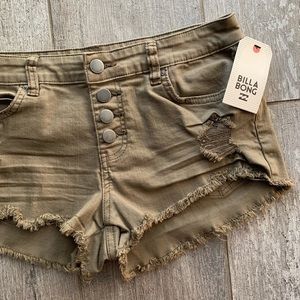 BILLABONG - DISTRESSED DENIM CUTOFF SHORT
